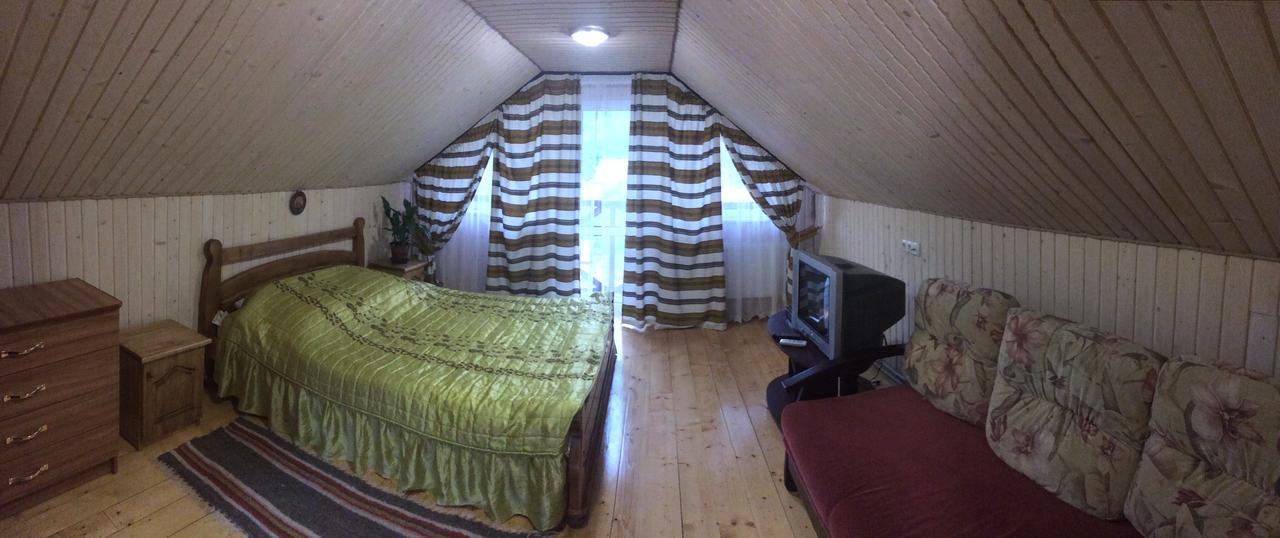 Guest House U Myrona Яремче Екстериор снимка