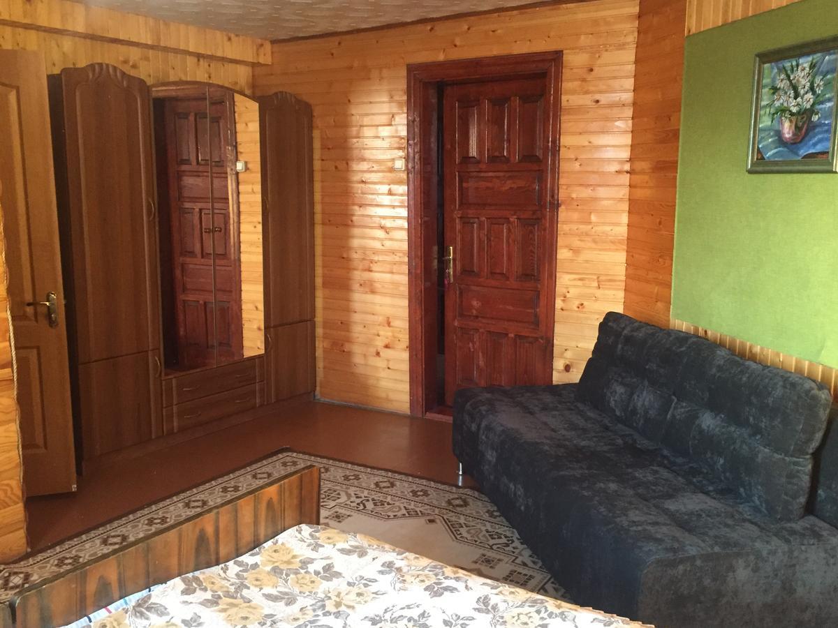 Guest House U Myrona Яремче Екстериор снимка