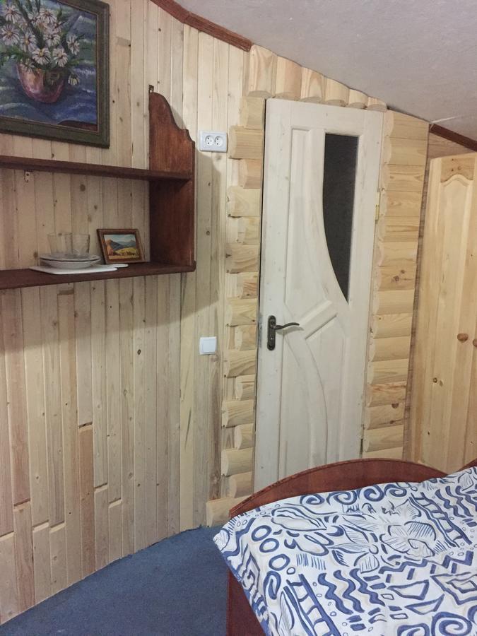 Guest House U Myrona Яремче Екстериор снимка