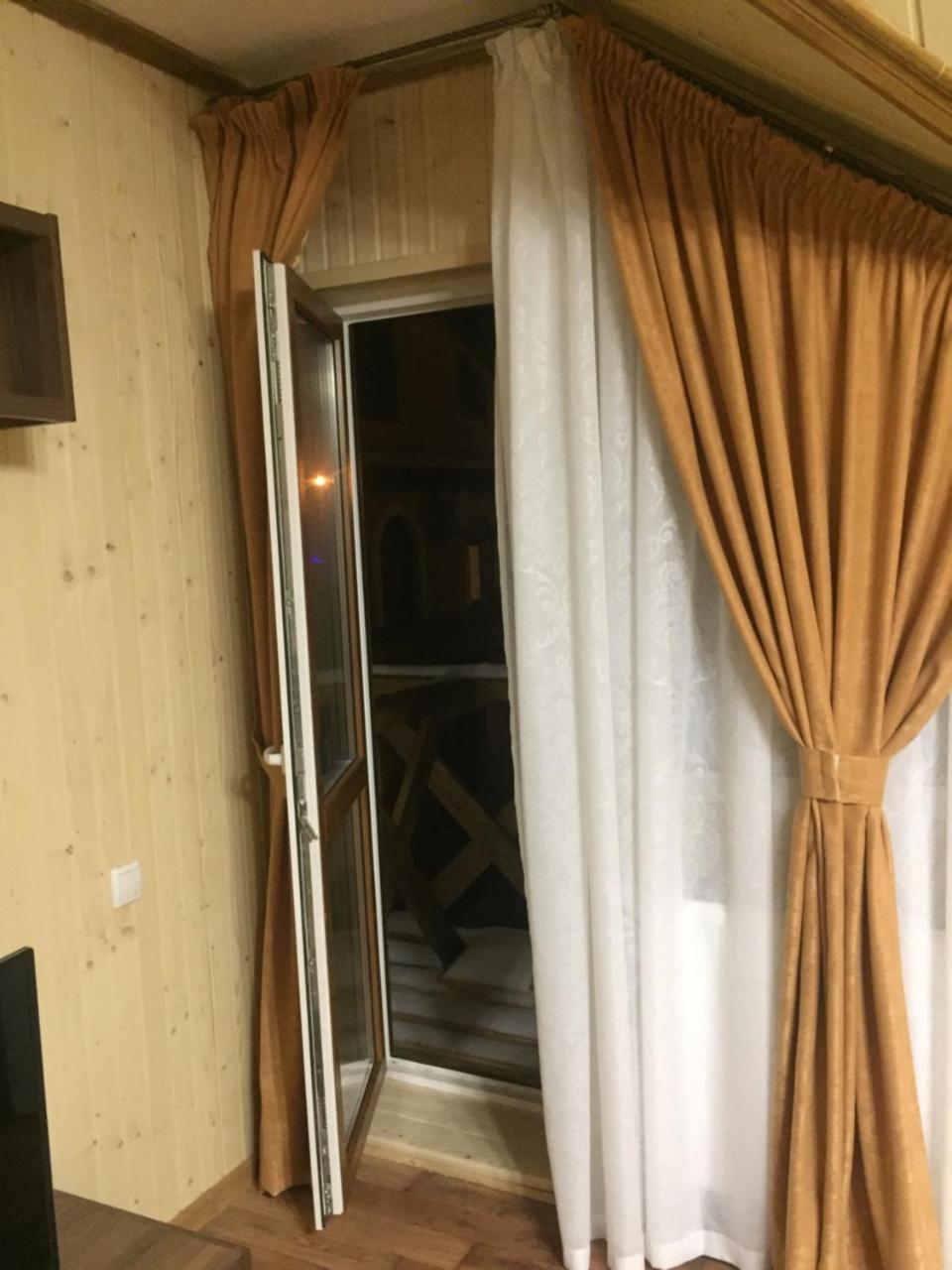 Guest House U Myrona Яремче Екстериор снимка